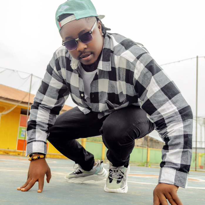 Cumber in Woza Video